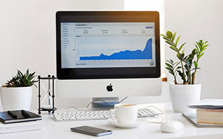 中国女足队员张琳艳：亚洲杯才打一半 淘汰赛争取做更好